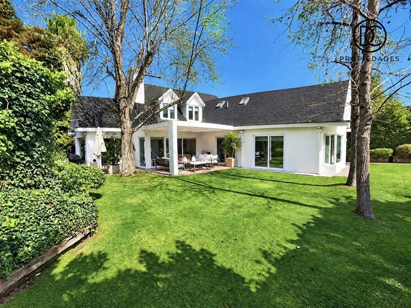 Casa en venta en Lo Barnechea, Huinganal — foto 1
